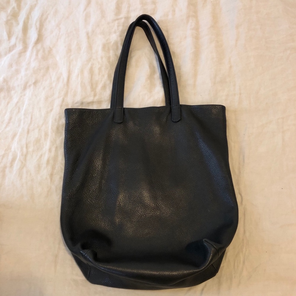 BAGGU Basic Tote - Pebbled Black Leather